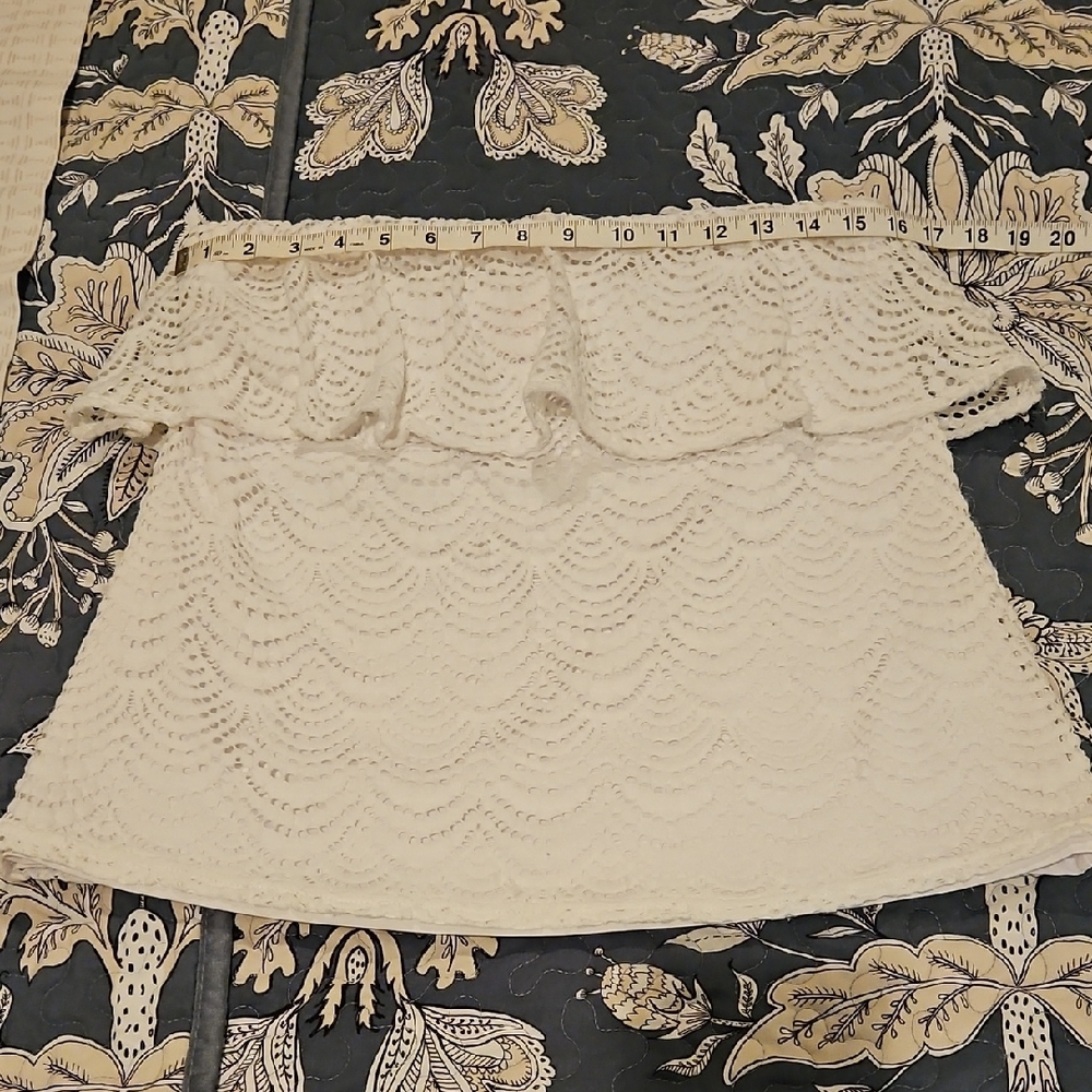 Elegant White Lace Top